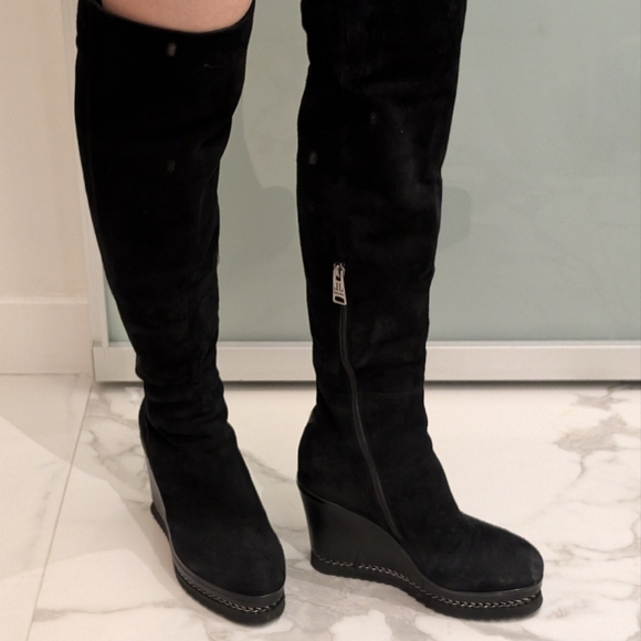 Loriblu Over The Knees Suede Boots - Picture 2 of 6